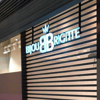 Bijou Brigitte Bratislava, realizácia HIMM Building