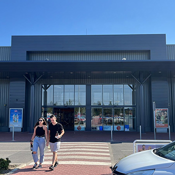 TESCO Békéscsaba, realizácia HIMM Building